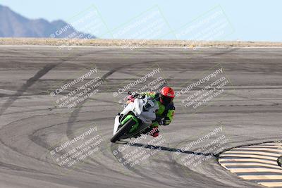 media/Jan-15-2026-Racers Edge (Thu) [[dfebeb70ab]]/3-B Group/Session 2 (Bowl Exit)/